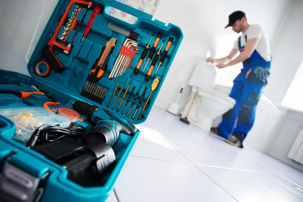 Top 10 des outils de bricolage indispensables pour des réparations de plomberie 1 caisse à outils de bricolage indispensables pour plomberie